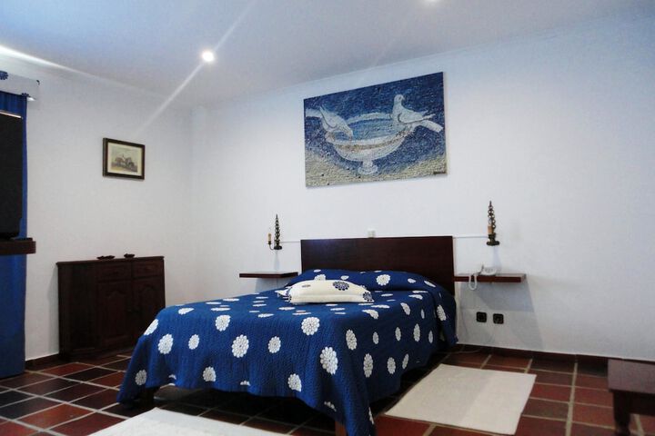 Room 2 of 47
