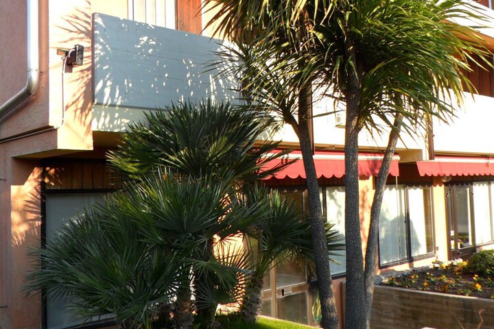 Hotel 35 of 40