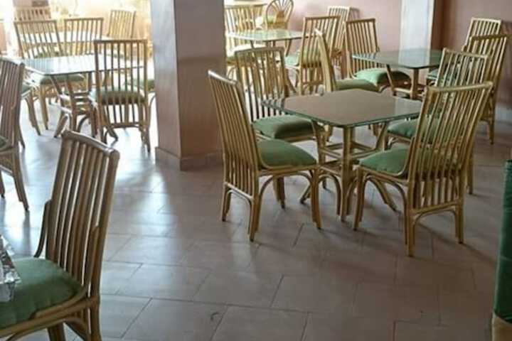 Dining 14 of 20