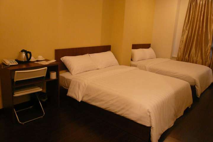 Room 19 of 41