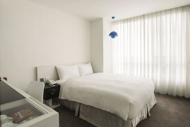 Room 10 of 45