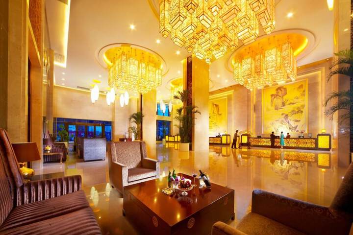 Lobby Photos