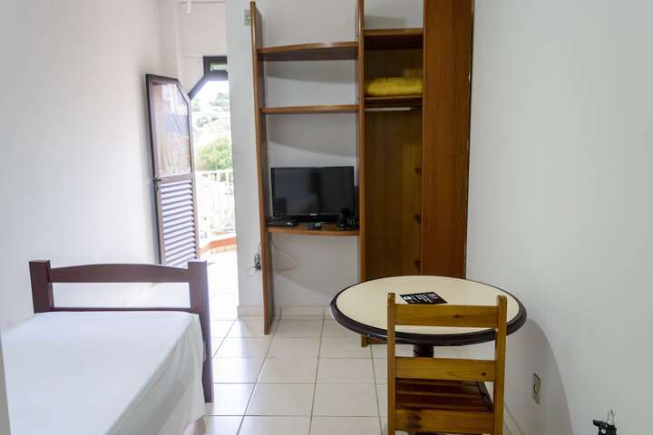 Room 14 of 23