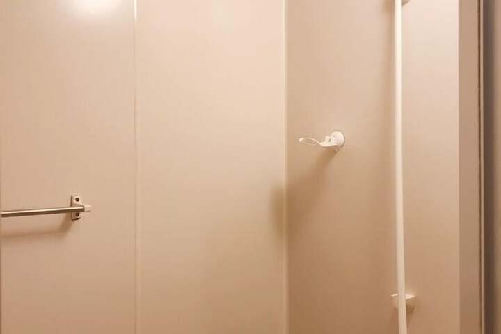 Room 39 of 69