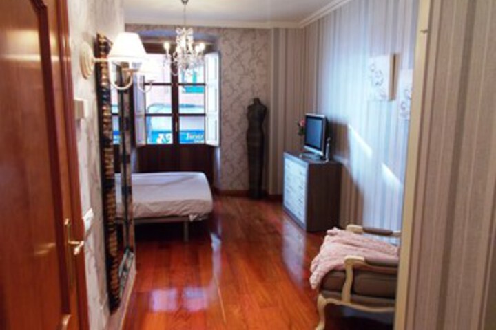 Room 23 of 25