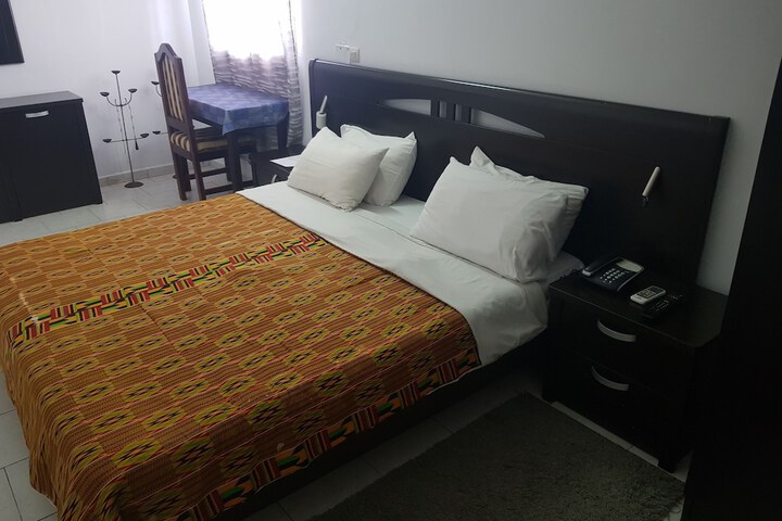 Room 57 of 130