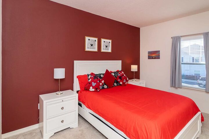 Room 2 of 40
