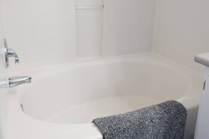 Room 6 of 47