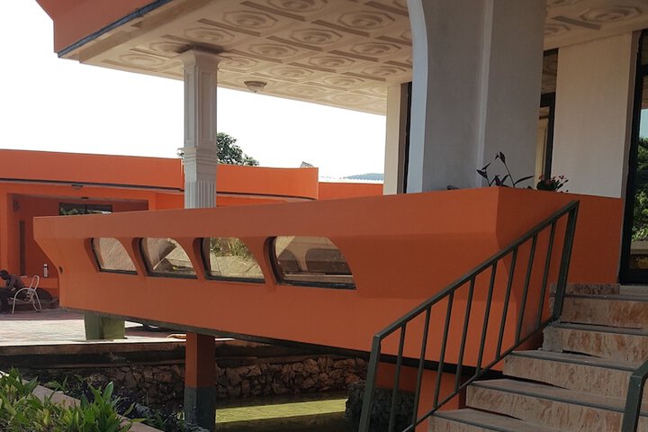 Hotel 12 of 13