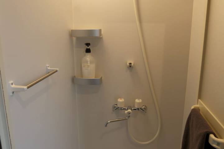 Room 13 of 31