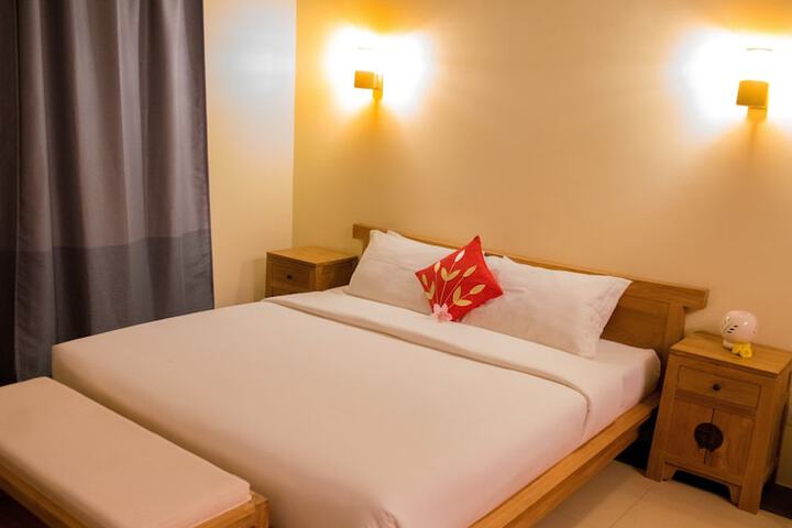 Room 3 of 40