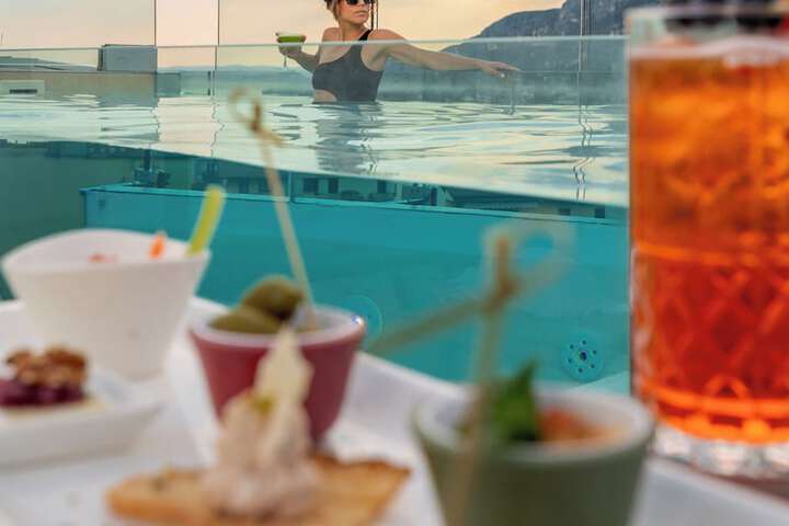 Pool 54 of 84