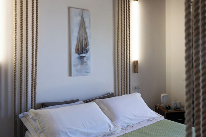 Room 92 of 207
