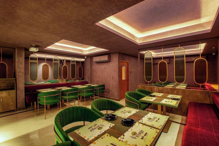 Dining 10 of 21