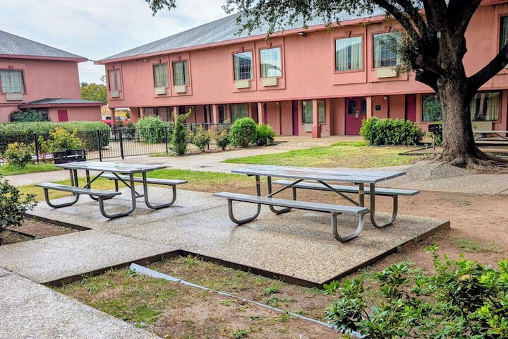 Property Grounds 21 of 22