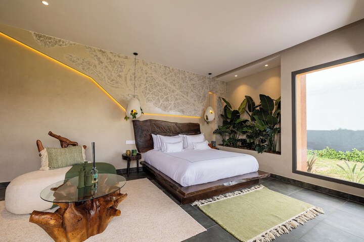 Room 10 of 70