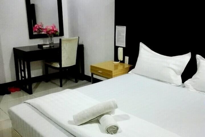 Room 16 of 39