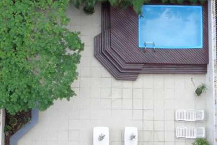Pool 27 of 29
