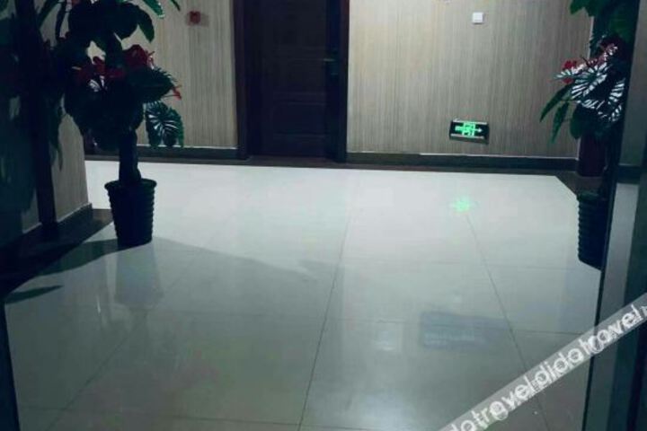 Hotel Interior 7 of 25