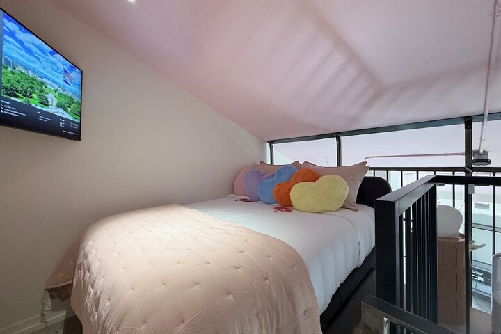 Room 15 of 92