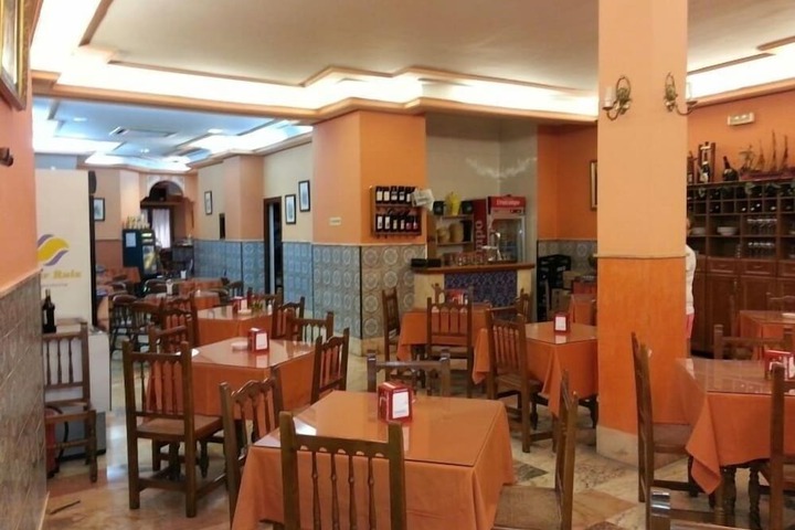 Dining 45 of 66