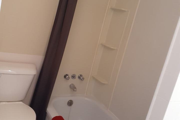 Room 34 of 46