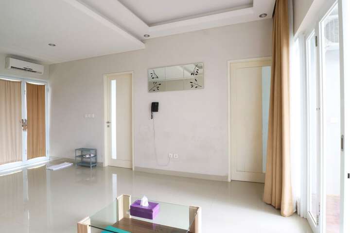 Room 18 of 36