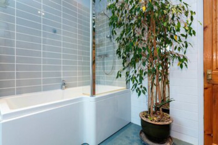 Room 3 of 21