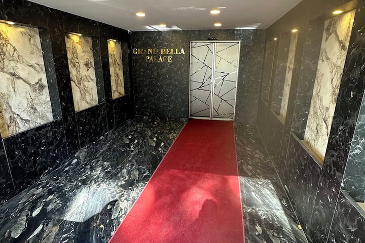 Hotel 95 of 99