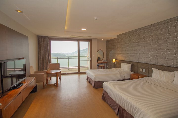 Room 26 of 53