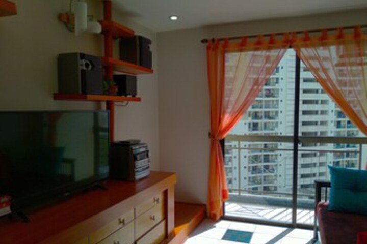 Room 17 of 33
