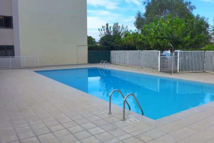 Pool 9 of 17