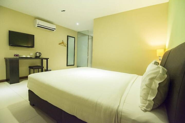 Room 27 of 75