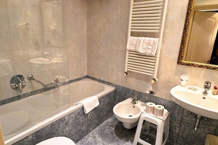 Bathroom Photo