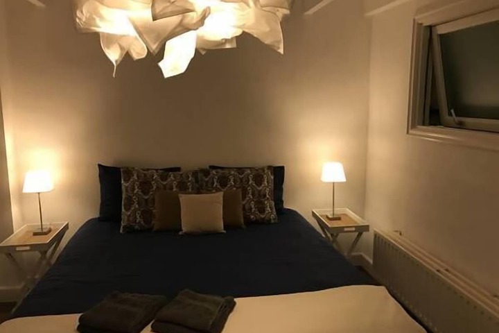 Room 28 of 38