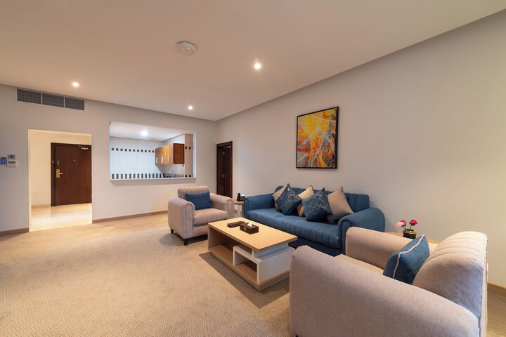 Room 15 of 48