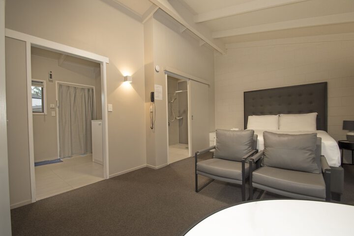 Room 10 of 31