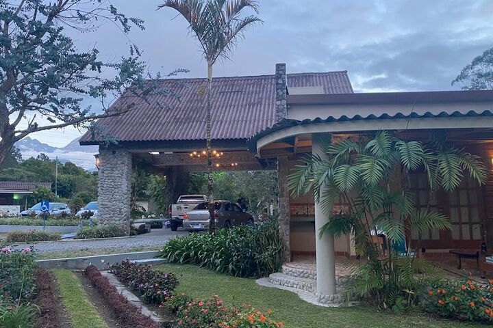 Hotel 40 of 54