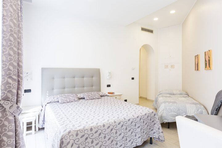 Room 16 of 75