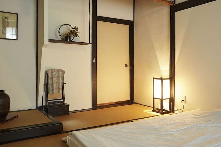 Room 14 of 39