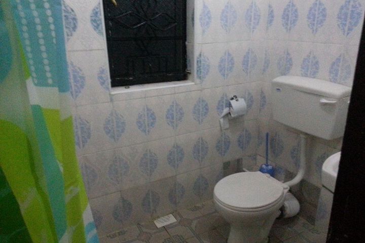 Room 4 of 4