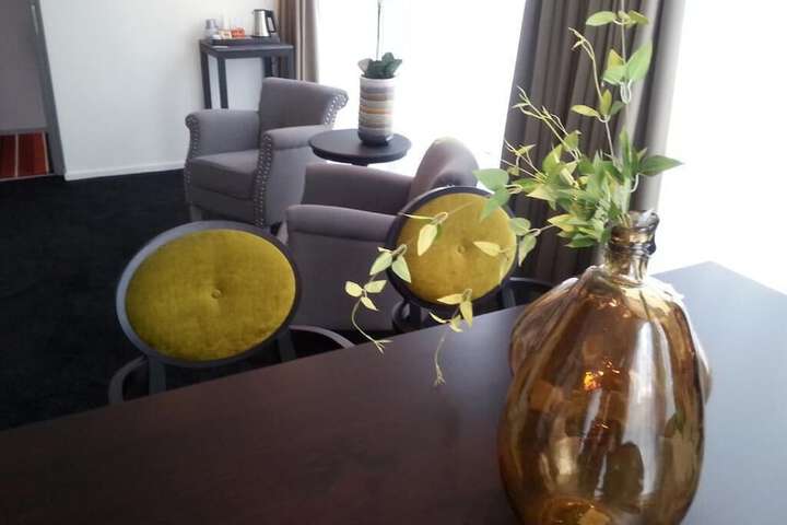 Room 14 of 28