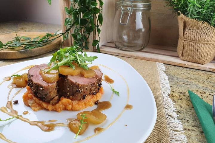 Dining 58 of 79