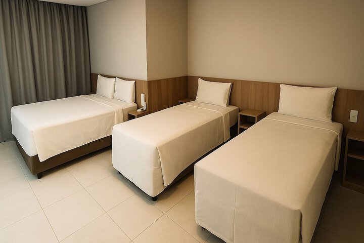 Room 13 of 21