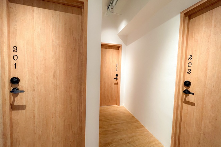 Ballroom/Hall 117 of 136