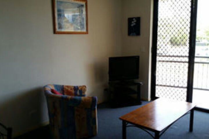 Room 16 of 21