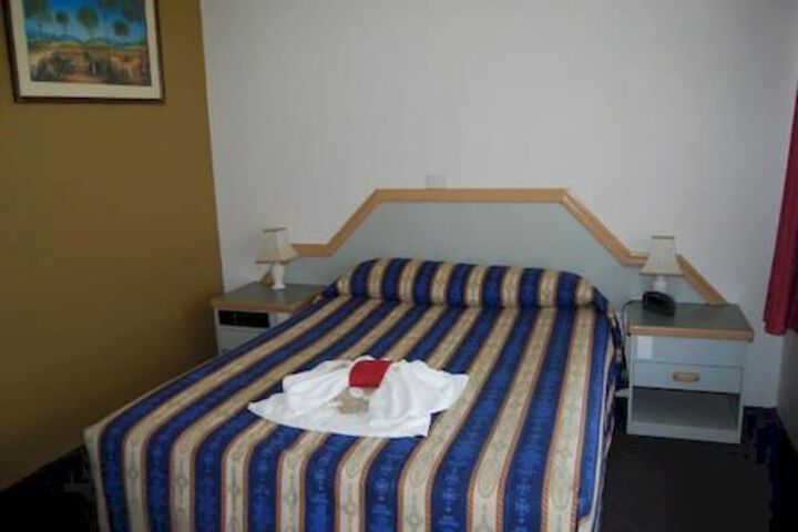 Room 6 of 21