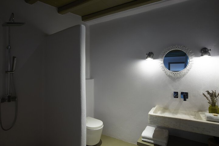 Room 167 of 231