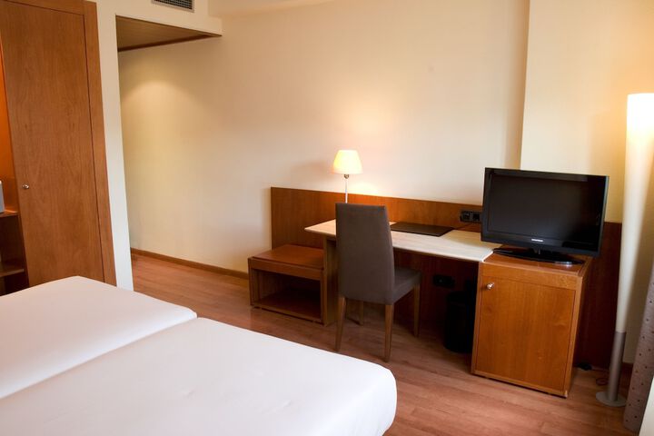 Room 15 of 45