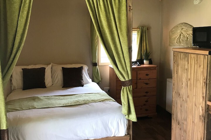 Room 30 of 135